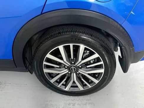 Used 2023 Nissan Kicks SV FWD image 28