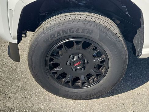 New 2025 Toyota Tacoma SR5 image 17