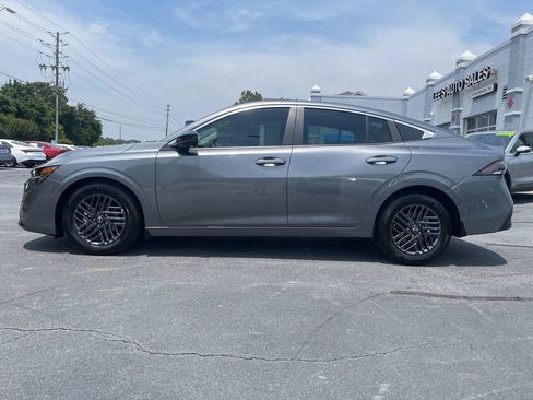 Used 2026 Nissan Sentra SV w/ Floor Mat Package FWD image 4