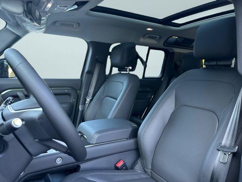 New 2026 Land Rover Defender 110 X-Dynamic SE AWD/4WD image 23