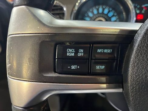 Used 2014 Ford Mustang Coupe RWD image 17