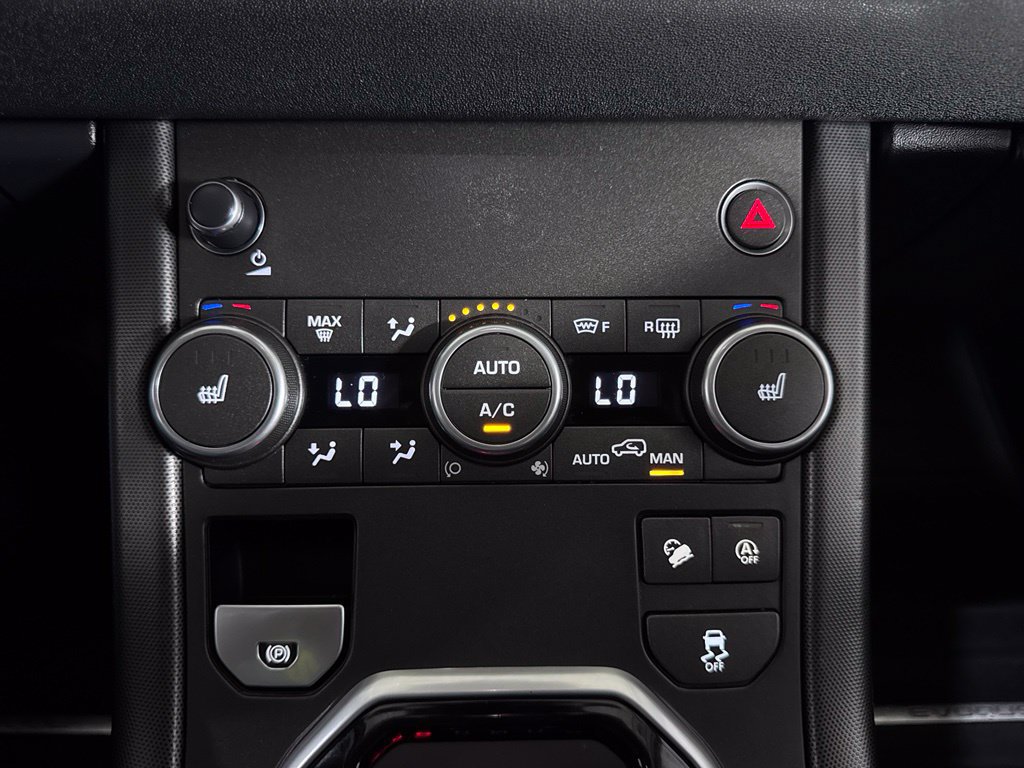 Used 2019 Land Rover Range Rover Evoque AWD/4WD image 36