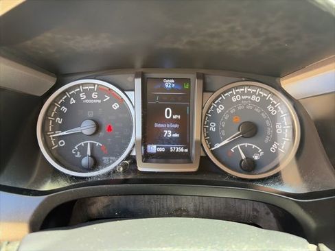 Used 2022 Toyota Tacoma SR5 RWD image 16