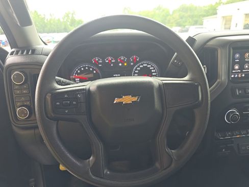Used 2024 Chevrolet Silverado 1500 Custom AWD/4WD image 4