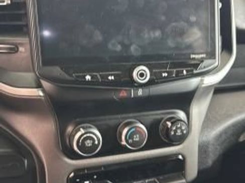 Used 2019 RAM 3500 Big Horn AWD/4WD image 14
