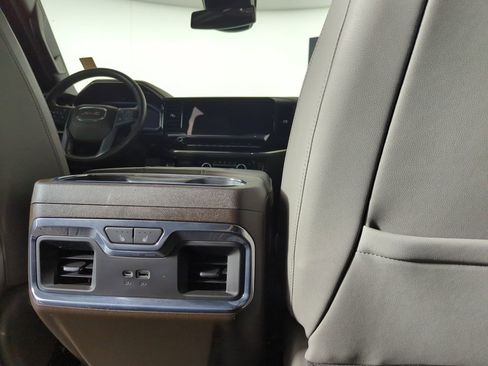 Used 2024 GMC Sierra 1500 SLT w/ SLT Premium Plus Package image 31