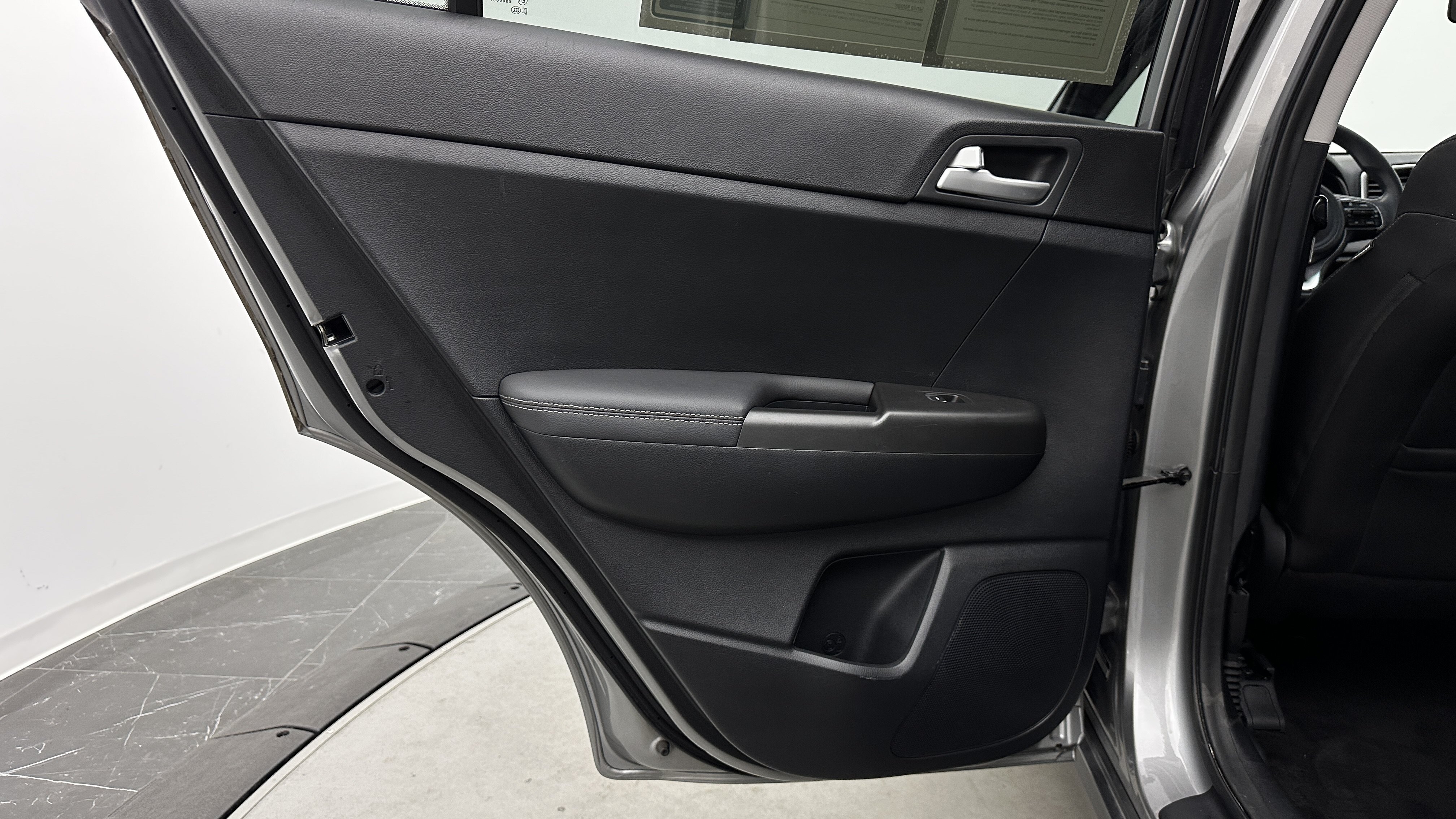 Used 2019 Kia Sportage LX FWD image 23