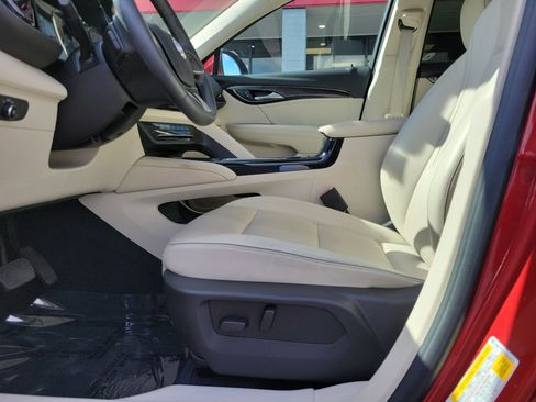 Used 2023 Buick Envision Essence AWD/4WD image 16