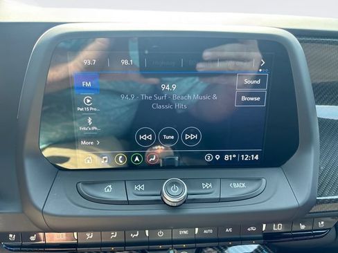 Used 2022 Chevrolet Camaro ZL1 RWD image 16