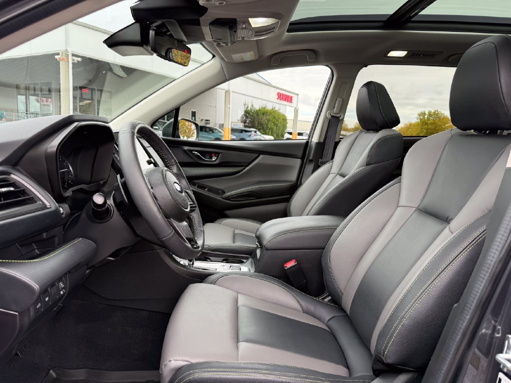 Used 2023 Subaru Ascent Onyx Edition AWD/4WD image 17