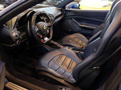 Certified 2017 Ferrari 488 Spider RWD image 4