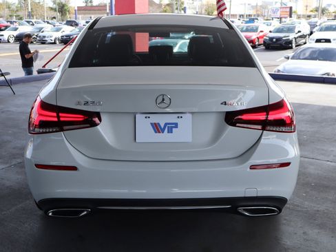 Used 2020 Mercedes-Benz A 220 4MATIC w/ Premium Package image 8