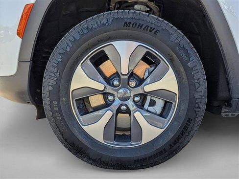 Used 2022 Jeep Grand Cherokee Limited 4xe image 9