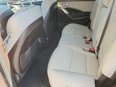 Used 2018 Hyundai Santa Fe Sport image 9