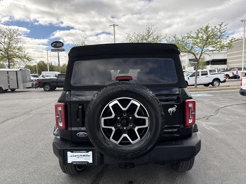 Certified 2022 Ford Bronco Outer Banks AWD/4WD image 4