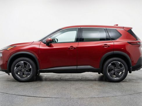 Used 2025 Nissan Rogue SV AWD/4WD image 5