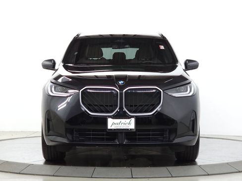 Used 2025 BMW X3 xDrive30i AWD/4WD image 2