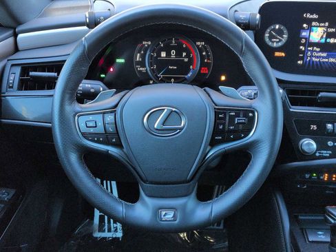 Used 2022 Lexus ES 300h F Sport w/ Accessory Package image 22