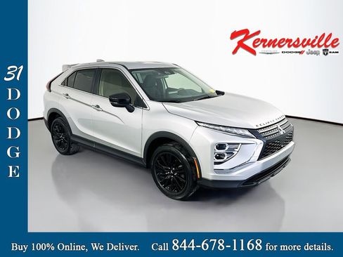 Used 2023 Mitsubishi Eclipse Cross LE AWD/4WD image 1