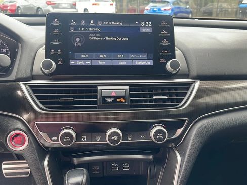 Used 2022 Honda Accord Sport image 12