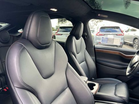 Used 2020 Tesla Model X Long Range AWD/4WD image 30