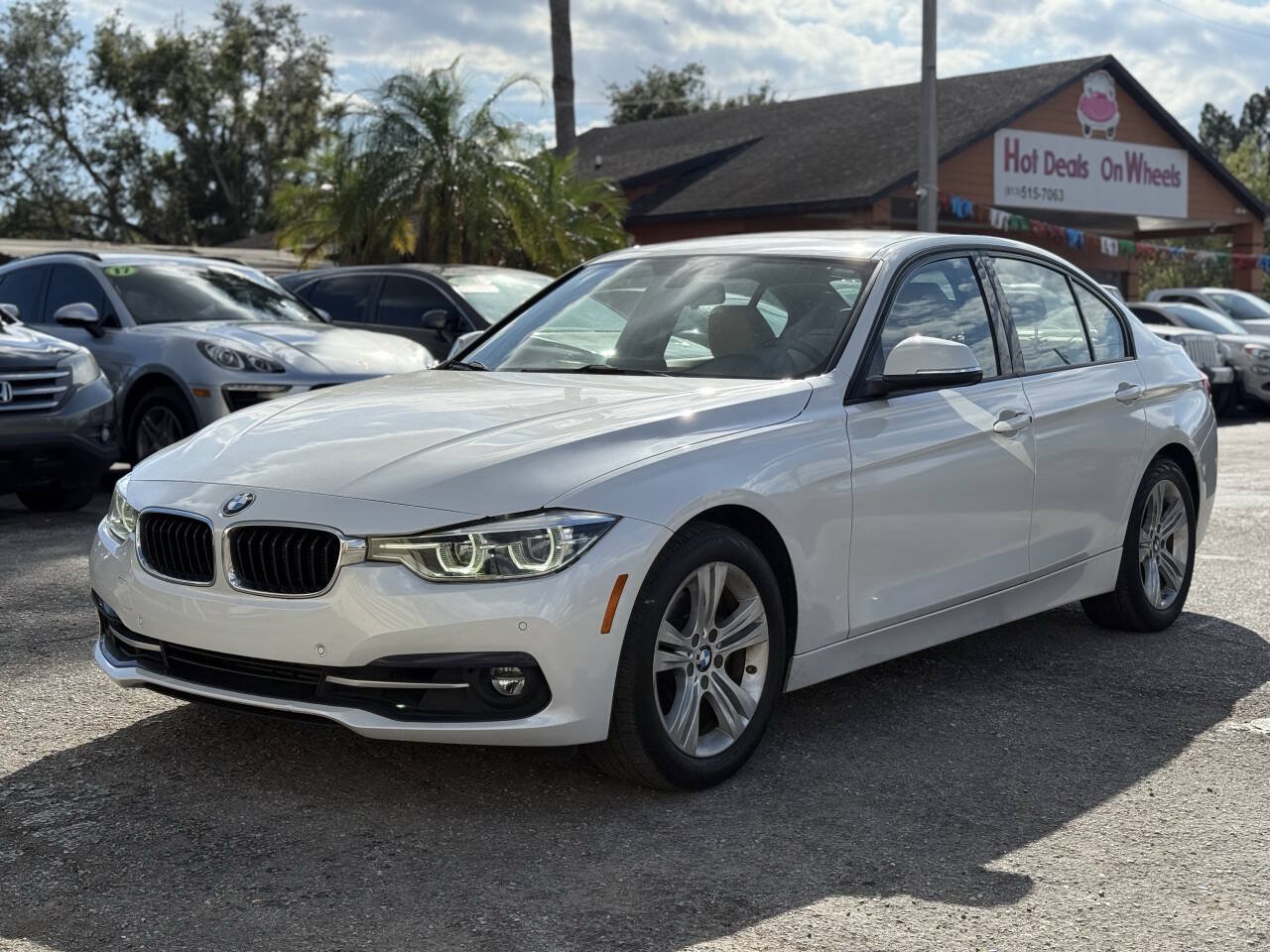 Used 2016 BMW 328i Sedan RWD image 2