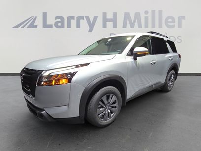 New 2025 Nissan Pathfinder SV