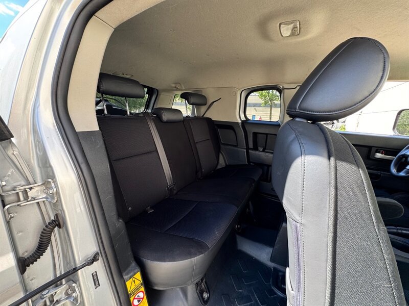 Used 2007 Toyota FJ Cruiser 4WD image 26