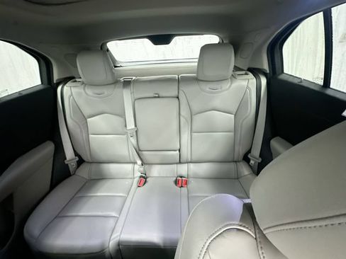 Used 2019 Cadillac XT4 Premium Luxury AWD/4WD image 26