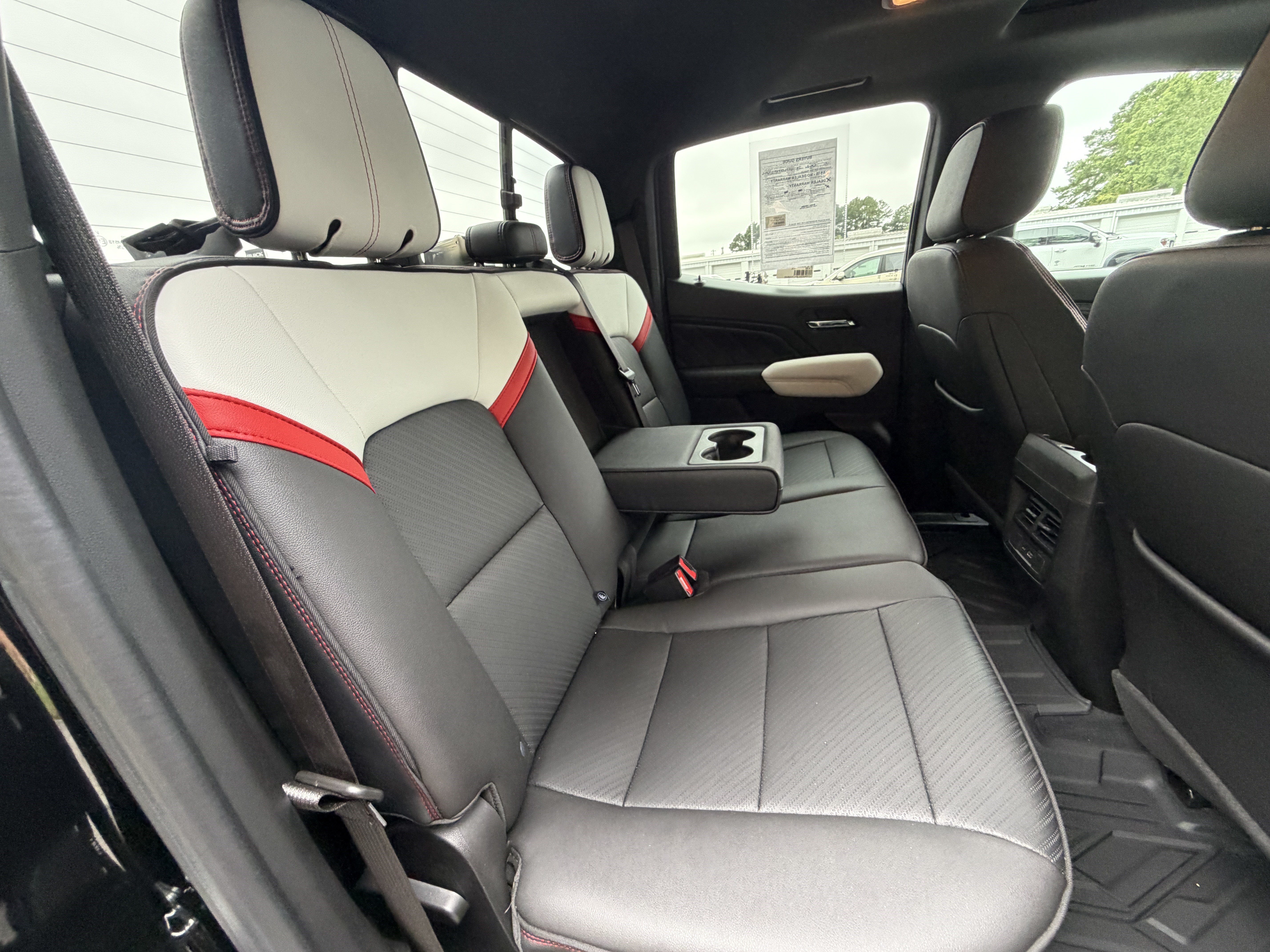 Used 2023 GMC Canyon AT4X w/ Edition 1 AWD/4WD image 18