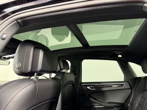 Certified 2026 Porsche Macan S AWD/4WD image 22