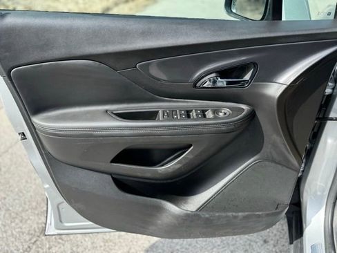 Used 2022 Buick Encore Preferred w/ Safety Package AWD/4WD image 9