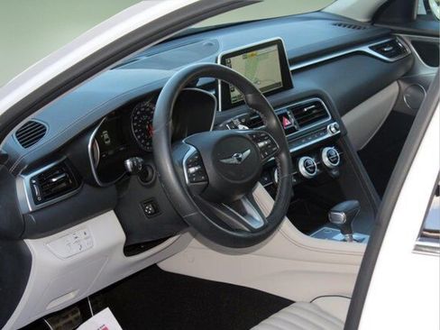 Used 2019 Genesis G70 3.3T Advanced w/ Elite Package RWD image 9