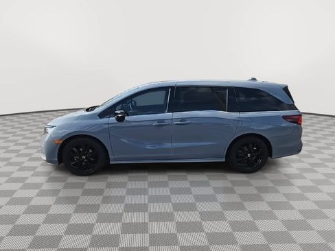 Used 2023 Honda Odyssey Sport image 5