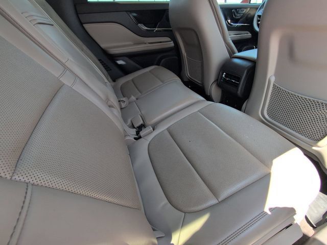 Used 2023 Lincoln Corsair Reserve w/ Equipment Group 201A FWD image 17