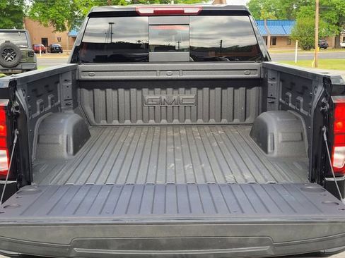 New 2026 GMC Sierra 1500 Elevation w/ Elevation Premium Package image 9