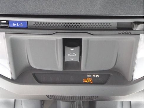 New 2025 Subaru Forester Limited image 33