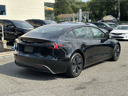 Used 2024 Tesla Model 3 Standard Range RWD image 3