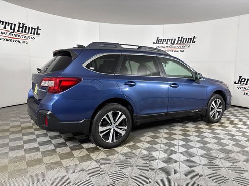 Used 2019 Subaru Outback 2.5i Limited w/ Popular Package #2 AWD/4WD image 6
