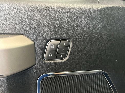 Used 2020 Ford F150 Lariat w/ Equipment Group 502A Luxury AWD/4WD image 43