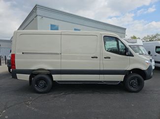 Used 2025 Mercedes-Benz Sprinter 2500 video 3
