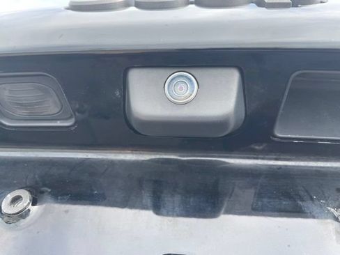 Used 2021 Jeep Cherokee Trailhawk w/ Technology Group AWD/4WD image 14