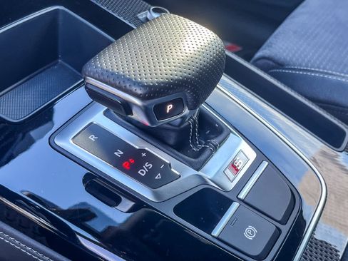 Used 2022 Audi SQ5 Premium Plus image 18