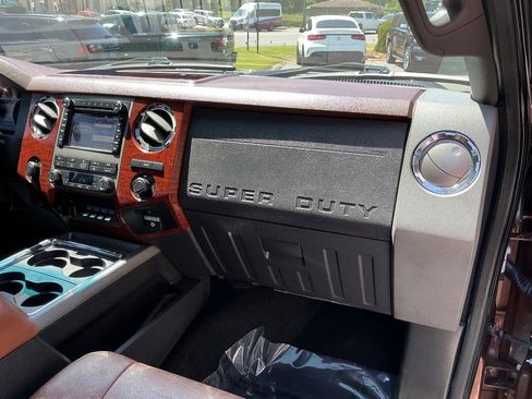 Used 2011 Ford F350 King Ranch w/ King Ranch w/Chrome Pkg image 14