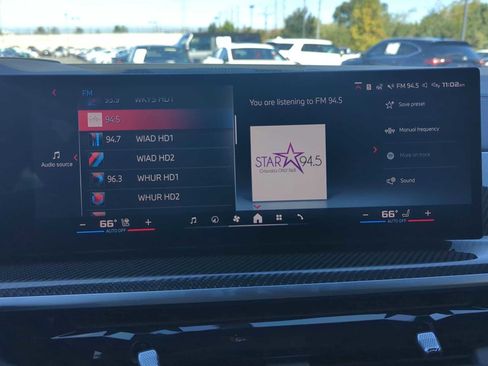 Used 2025 BMW X5 M60i w/ Climate Comfort Package image 31