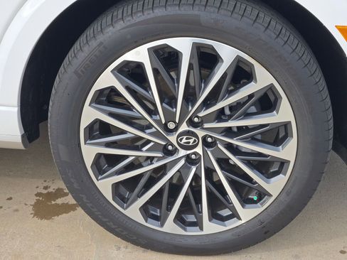 Used 2026 Hyundai Palisade Calligraphy image 11