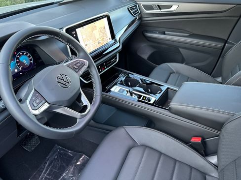 New 2026 Volkswagen Atlas Cross Sport SEL image 10