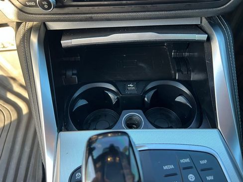 Used 2021 BMW 430i xDrive Coupe w/ M Sport Package image 28