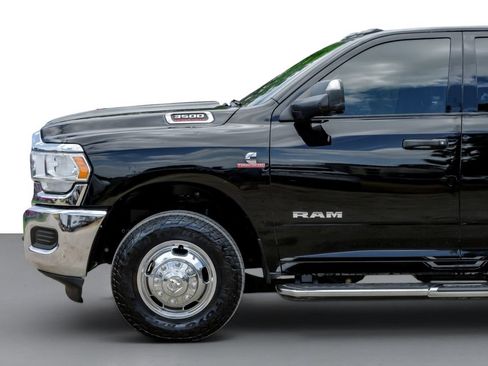 Used 2022 RAM 3500 Tradesman w/ Max Tow Package RWD image 10