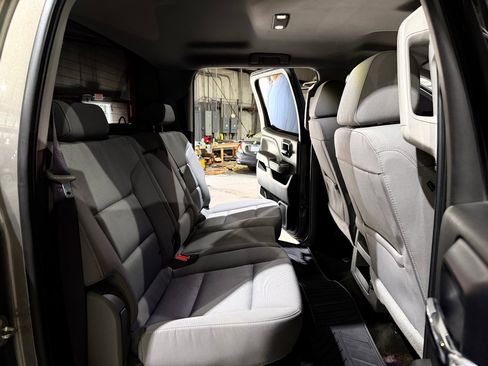 Used 2017 Chevrolet Silverado 1500 LT w/ All Star Edition image 22